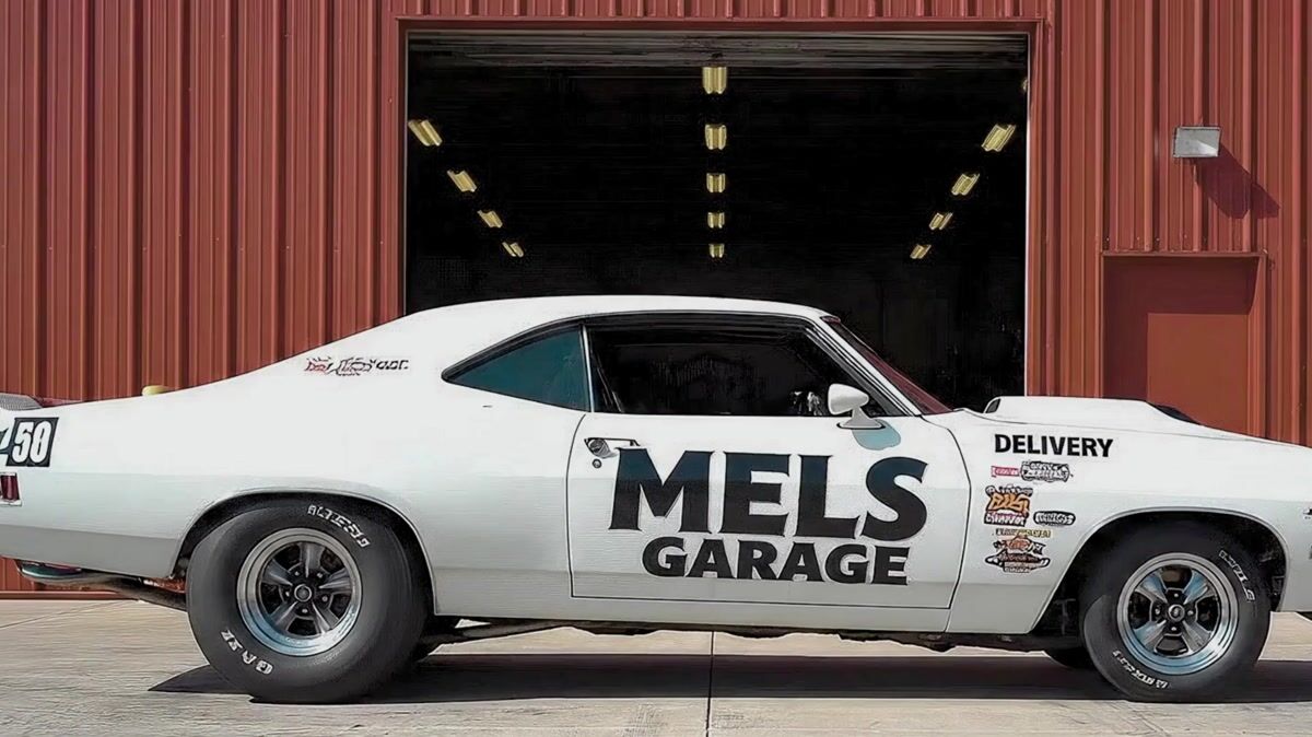 About | Mel’s Garage Kitchen & Bar