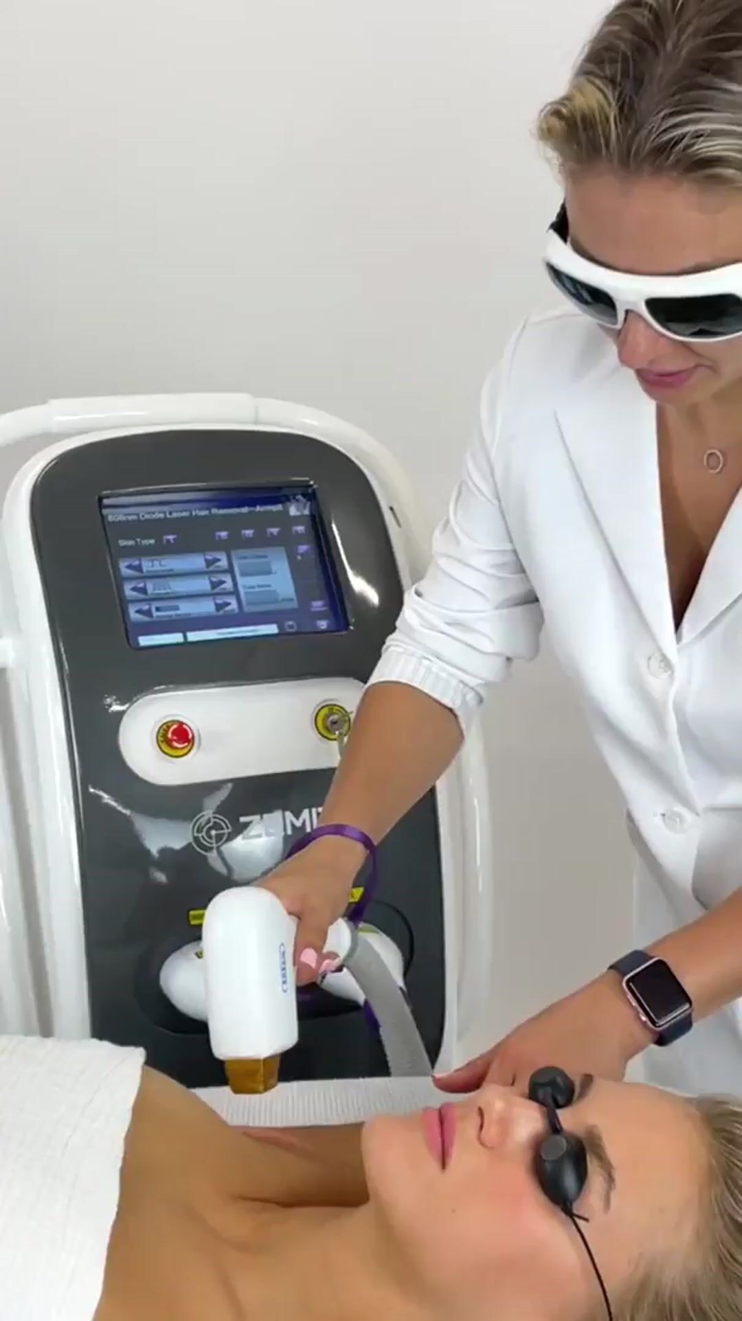 Permanent Laser Hair Removal | HELLO GORGEOUS