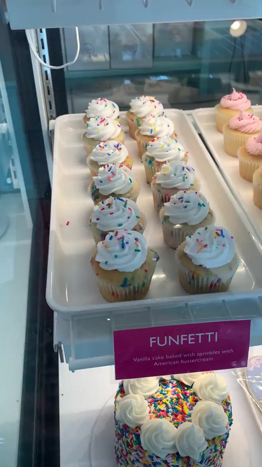 DIY Cake Decorating Studio & Bakery in Fairfax, VA! Cake Time