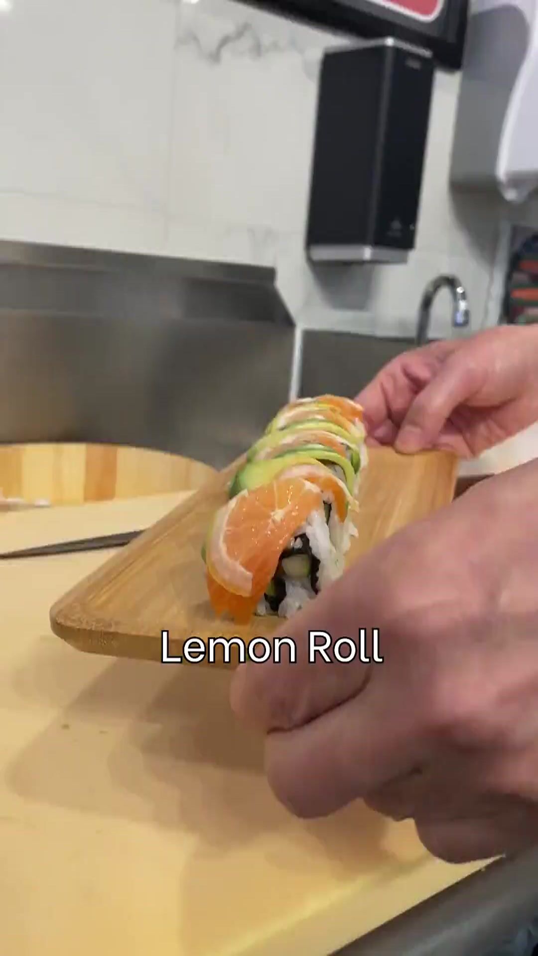 How to assemble the Yomo Sushi Maker 